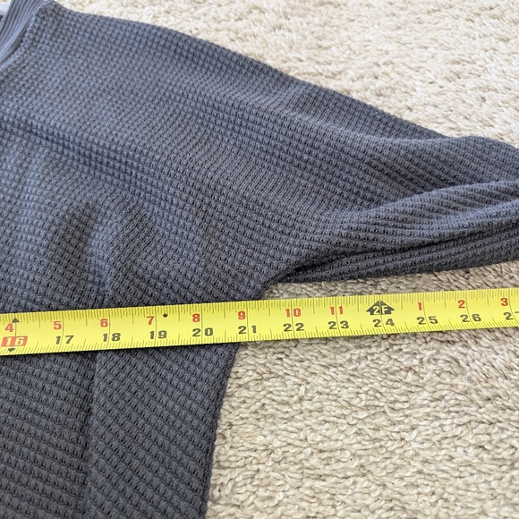 Evereve Delia Waffle Knit Surplice Pullover Top Front Wrap V-Neck - Picture 7 of 9